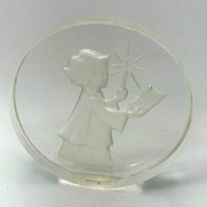 Vintage Danbury Mint lead crystal paperweight Christmas 1978 angel stamped